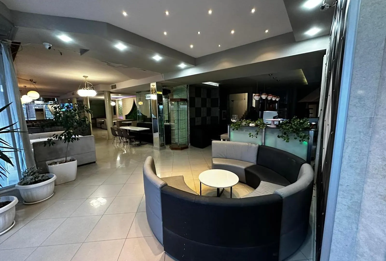 Apartments Devora 1 & Bar & Restaurant Varna